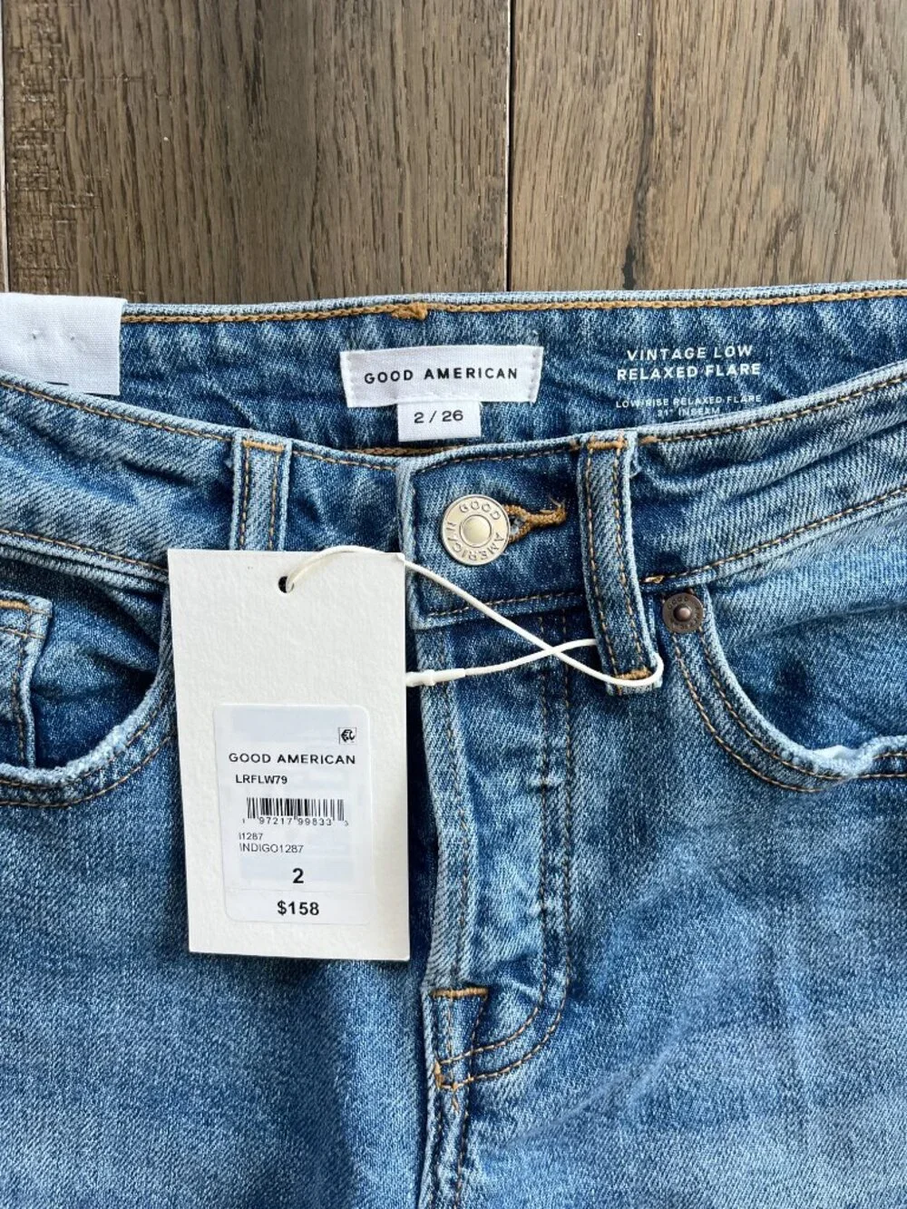 Good American NWT Vintage Low Relaxed Flare Jeans Size 2/26 Indigo Denim Stretch